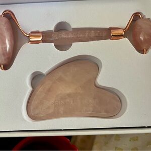 SkinCeuticals Gua Sha NIB